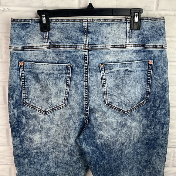 NO BOUNDRIES DECONSTRUCTED ACID WASH HIGH RISE CROP SKINNY STRETCHY JEANS SZ 21 - Picture 7 of 12